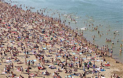 Siberia Bakes With New Record Temperatures And Busy Beaches