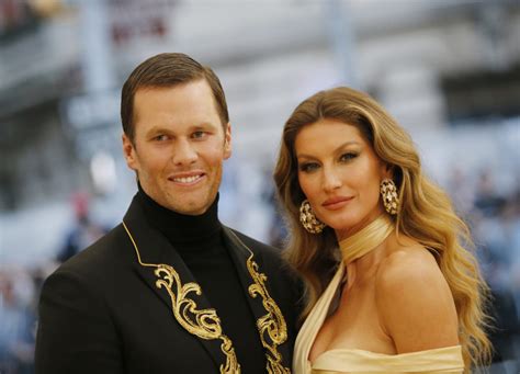 tom brady and gisele bündchen divorcing after 13 years pbs newshour