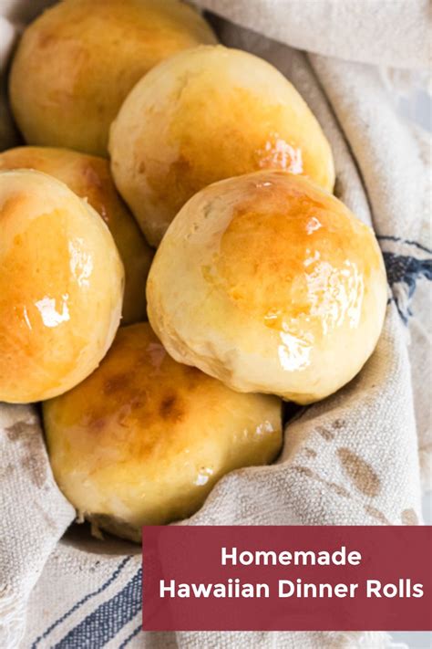 we re drooling over these buttery hawaiian rolls who doesn t love that