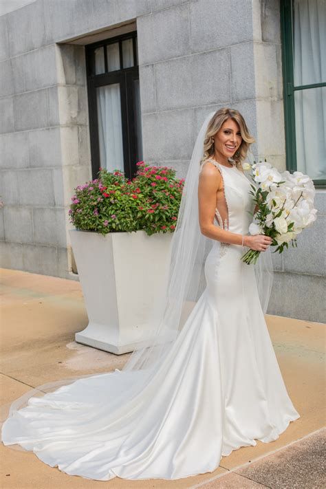 Allure Bridals 9568 Second Hand Wedding Dress Save 57 Stillwhite