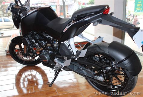 I bought mine for 2.57 onroad. KTM Duke 200 specifications, features, on-road price India