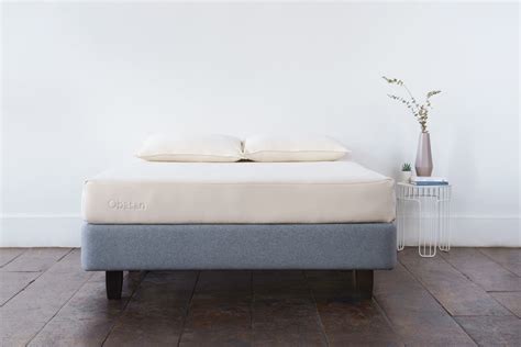 Obasan's organic beds are handmade in canada by a team of skilled craftsmen, with custom mattresses made based on weight, height, sleeping position, and body. Obasan Essentials 8" Organic Latex Mattress | Natural ...