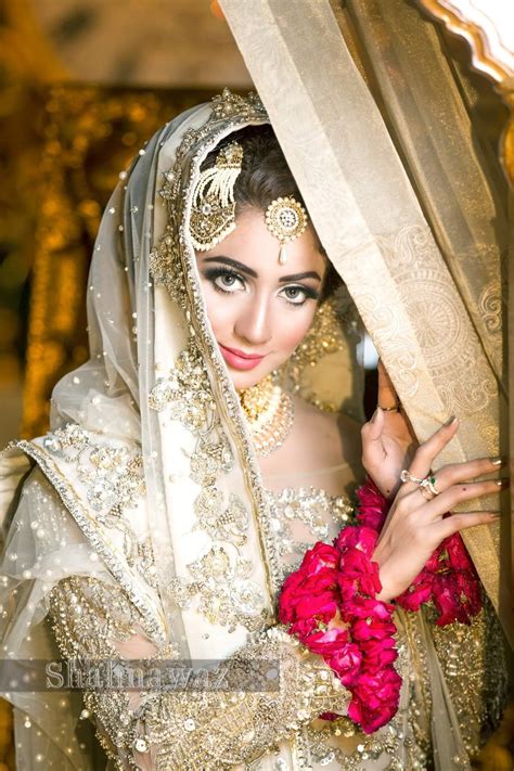 pin by eshal ansari on pakistani gorgeous bridal pakistani bridal makeup bridal dress design