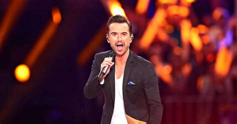 I need money to improve the site. Florian Silbereisen feiert „Die Schlager-Hüttenparty des ...
