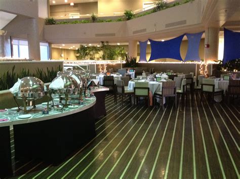 This location is a popular wedding portrait spot for couples getting married in a downtown toronto venue, wanting to grab an intimate outdoor portrait shoot near. Pin by DoubleTree Suites by Hilton Me on Indoor Wedding ...