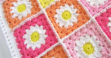 You Are Going To Love This Crochet Daisy Granny Square Blanket Free