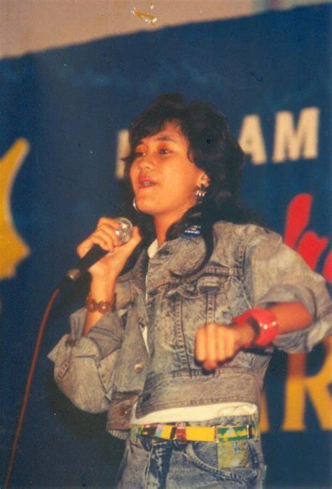 Populer nike ardilla, adi firansyah hingga alda risma, 5 artis tanah air ini meninggal di usia muda. Ide oleh SHINe aiDHE pada Nike Ardilla (Singer,Actress ...