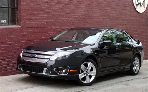 2010 Ford Fusion Sport First Drive And Review Motor Trend