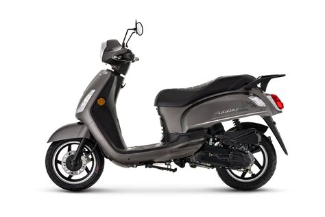 Sym scooters motorcycles 50cc 125cc 200c 300cc 400cc moped scooter learner legal. SYM Fiddle ll 50cc Euro4 - Scooter Stage te Rijswijk (zh)