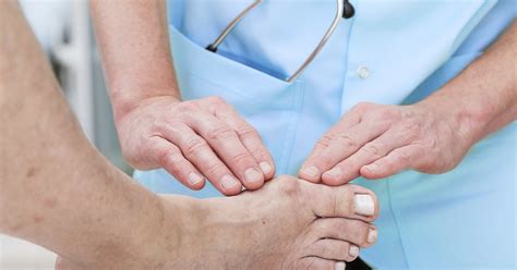 How To Diagnose A Big Toe Sprain Livestrongcom