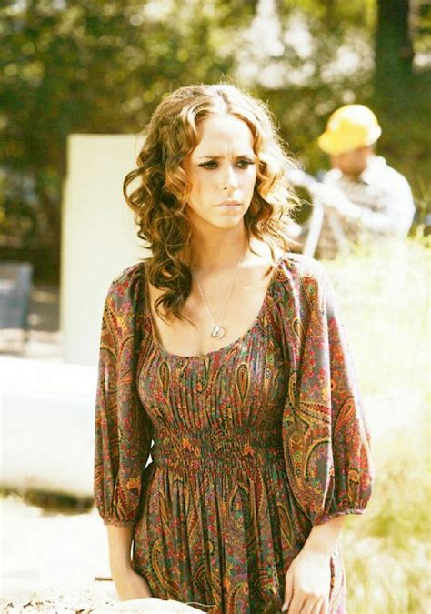 04x09 Pieces Of You Jennifer Love Hewitt Style Outfits