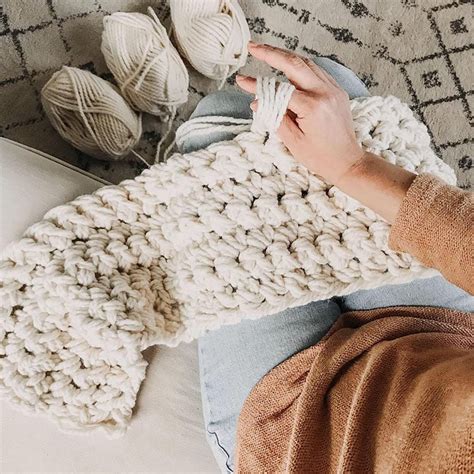 8 Chunky Finger Crochet Blanket Patterns Beautiful Dawn Designs