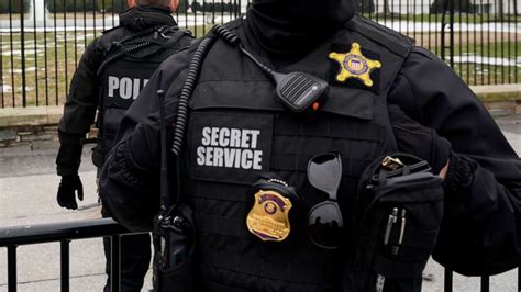 Dozens Of Secret Service Officers Sidelined By Covid 19 Abc News