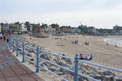 Fc morecambe (league two) günel kadro ve piyasa değerleri transferler söylentiler oyuncu istatistikleri fikstür haberler. Free Stock photo of morecambe beach | Photoeverywhere