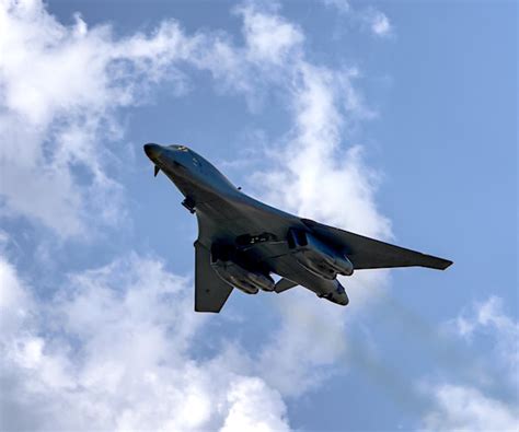 Us B 1 Bomber Crashes Crew Safely Ejects