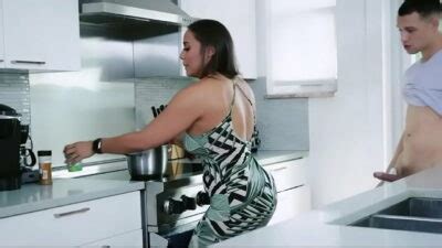 Stepmom Carmela Clutch Xxxnx Fucked In Kitchen By Stepson While Cooking Hot Indian Sex