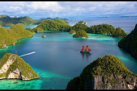 Salawati Island, Raja Ampat Islands, Indonesia | Gokayu ...