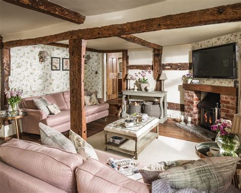 This Idyllic Cotswold Cottage Is The Perfect Staycation For