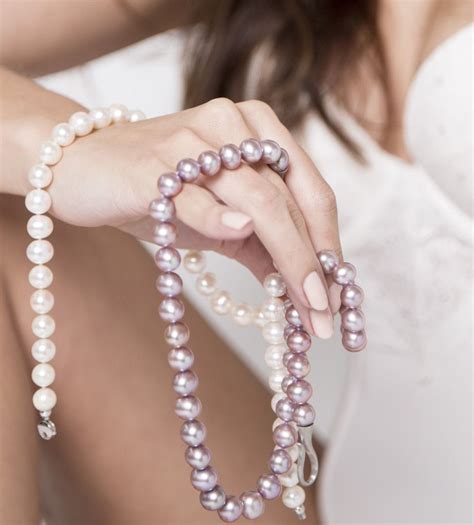 The Hot New Trend Of Pearl Jewellery Pearls Jewelry Pearl Jewelry