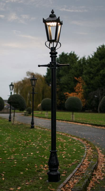 About 43% of these are garden lights, 0% are table lamps & reading lamps, and 0% are chandeliers & pendant lights. Victorian Garden Lamp Post 2.7m With LED Lantern Fitting