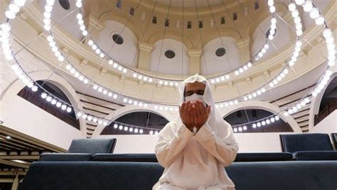 Jadwal imsakiyah ramadhan untuk kota al hifnah, arab saudi. Arab Saudi tetapkan solat Aidiladha hanya di masjid sahaja ...