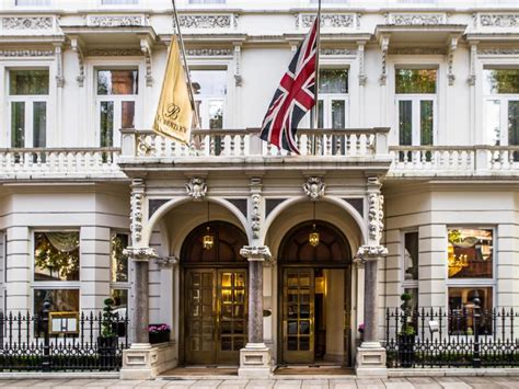 Unsurpassed Luxury At An Iconic London Hotel