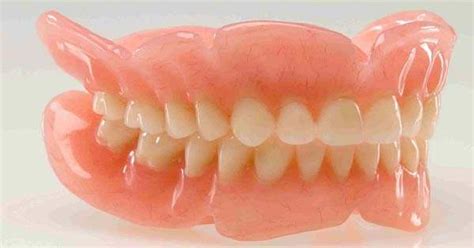 Cuida Tus Piezas Dentales O Ahorra Para La Dentadura Postiza Centauro