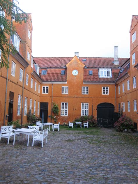 Copenhagen Courtyard House Styles Courtyard Mansions