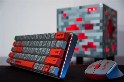 This Minecraft Themed Redstone Pc Will Make You Extremely Jealous