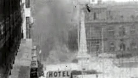 A 65 años del bombardeo a plaza de mayo para derrocar a perón que causó 350 muertos. Video inédito del bombardeo a Plaza de Mayo - Diario Panorama