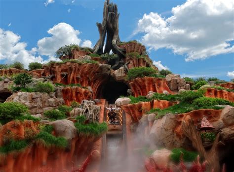 Conheça As Atrações Da área Critter Country Na Disneyland Tokyo