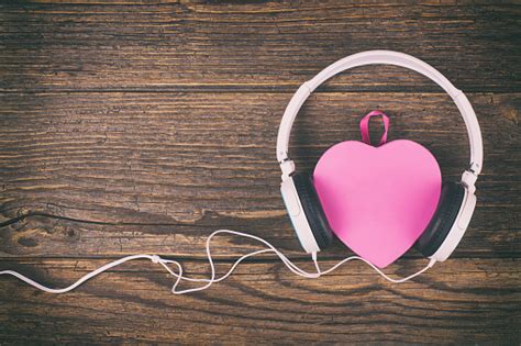 Love Listening To Music Stock Photo Download Image Now Istock