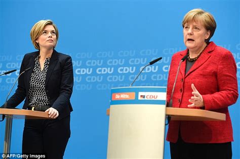 Est100 一些攝影some Photos German Chancellor Angela Merkel Speaking At