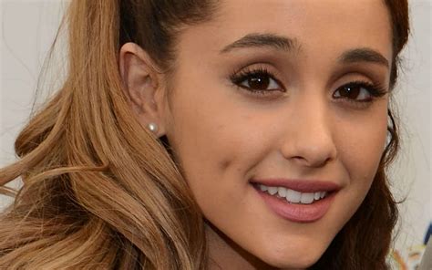 Ariana Grande Close Up Face Hd Wallpaper Pxfuel