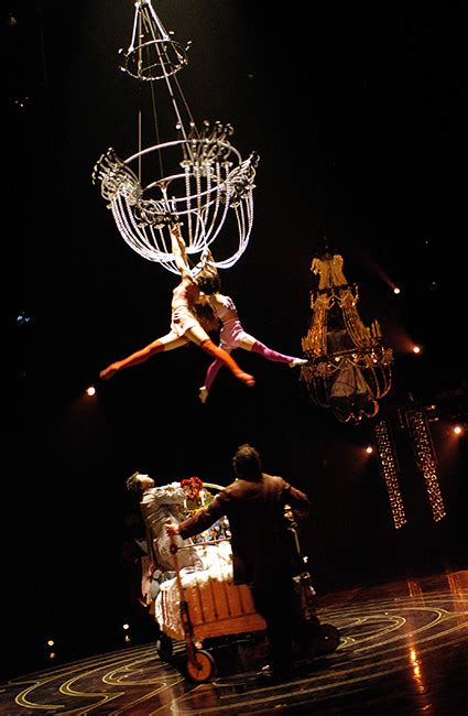 Cirque Du Soleil Corteo Circus Art Cirque Du Soleil Aerial Arts