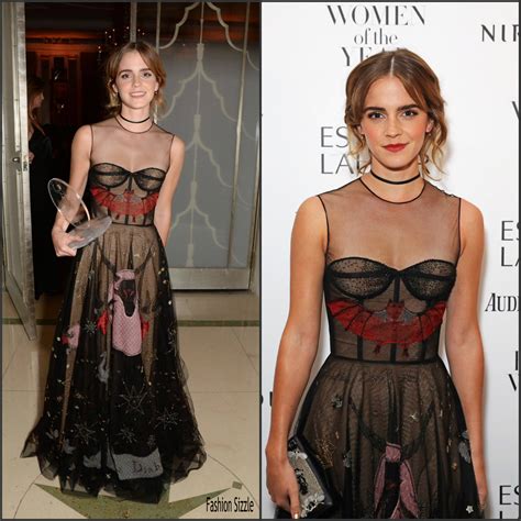 Emma Watson In Christian Dior At 2016 Harpers Bazaar Women Of The Year Awards Fashion Sizzle