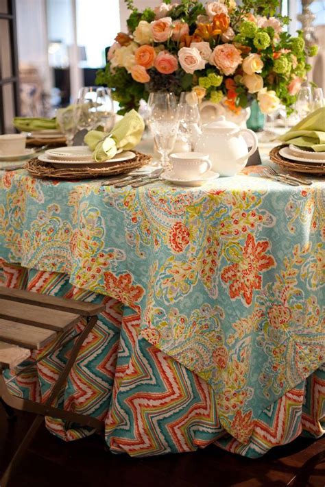 35 Unique Wedding Table Linens Ideas Table Decorating Ideas
