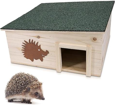 Navaris Wooden Hedgehog House Protective Hedgehog Shelter Box For