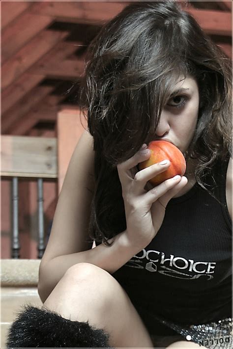 Peach Fuzz Colorado Model Neda Thirdchoice Com Dollen Flickr