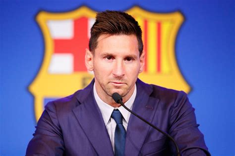 Why Did Lionel Messi Visit Barcelona Reports Suggest Psgs Superstars