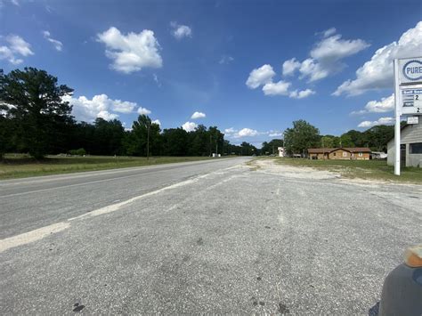 Major crash shuts down Highway 80 at Jowers Road in Russell County