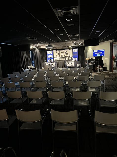 Brandon Mileski on Twitter: "Obligatory photo of the KFAN Press Box