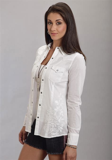 Whether you are looking for cowgirl shirts, rodeo shirts, button up shirts or long sleeve western show shirts, we have the best quality women's western shirts available. Stetson Women's Crisp White Cotton Lawn Western Shirt
