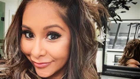nicole snooki polizzi announces she s retiring from jersey shore reality tv world