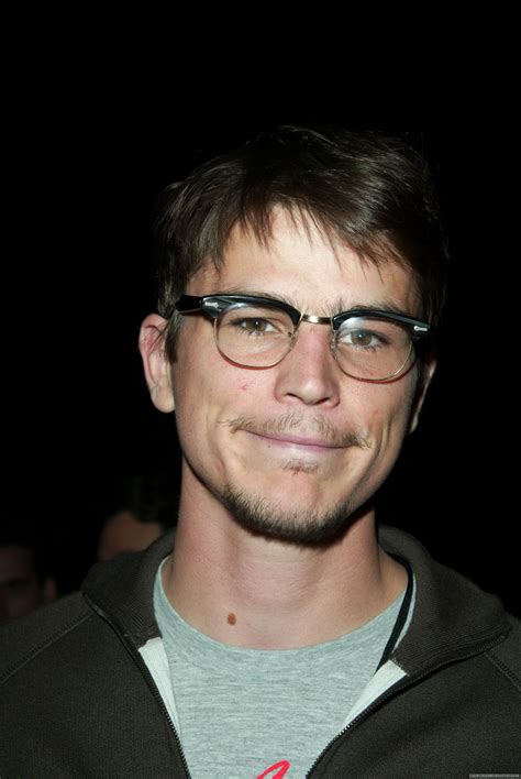 I get that different artists have their dedicated fan bases who they. Josh Hartnett photo #42807 | Celebs-Place.com
