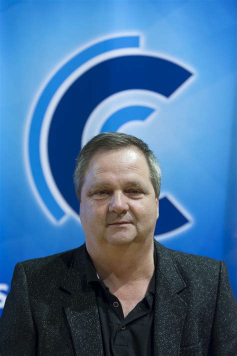 Jun 11, 2021 · horváth tamás és trombitás kristóf, a vasarap.hu újságírói ezúttal egyéb elfoglaltságuk miatt nem szerepeltek az adásban, lipták tamás és pörge béla azonban remek műsort hozott össze tiringer csabával, aki az első vendég volt a podcast történetében. Magyar Triatlon Szövetség