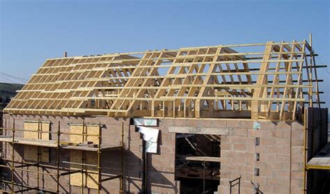 How To Build Roof Trusses Diy And Repair Guides