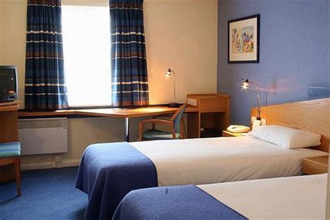 Holiday Inn Express Birmingham Nec Unbeatable Hotel Prices For