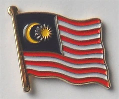 The usa and malaysia flag pin is die struck from jeweler's metal, gold plated, and enamel color filled. Malaysia Country Flag Enamel Pin Badge