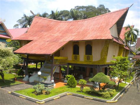 Rumah Adat Melayu Riau Lontik Lancang Dari Kampar